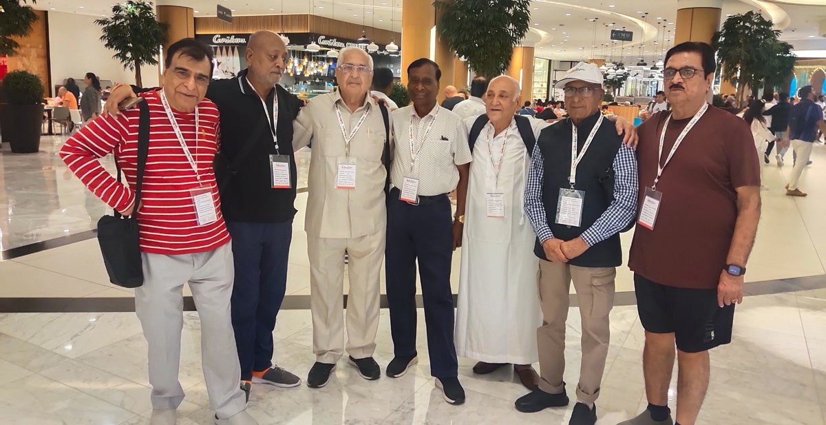 Senior Citizens dubai tour