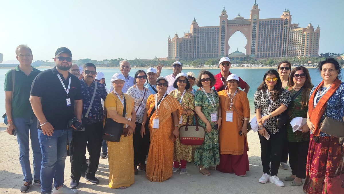 Book Senior Citizen dubai Holiday