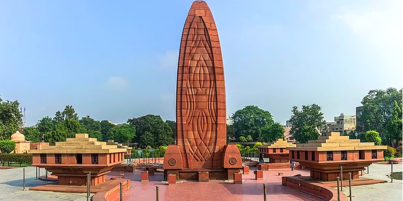 Senior Citizen jallianwala bagh Vacation Tour