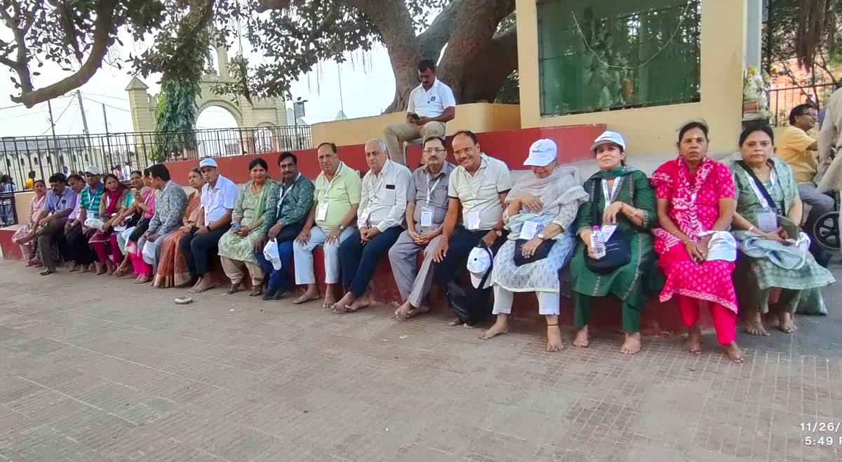 Senior Citizens Gujarat tour