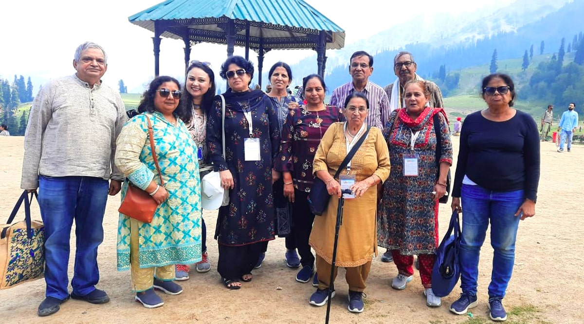 Senior Citizen kashmir Group Tour